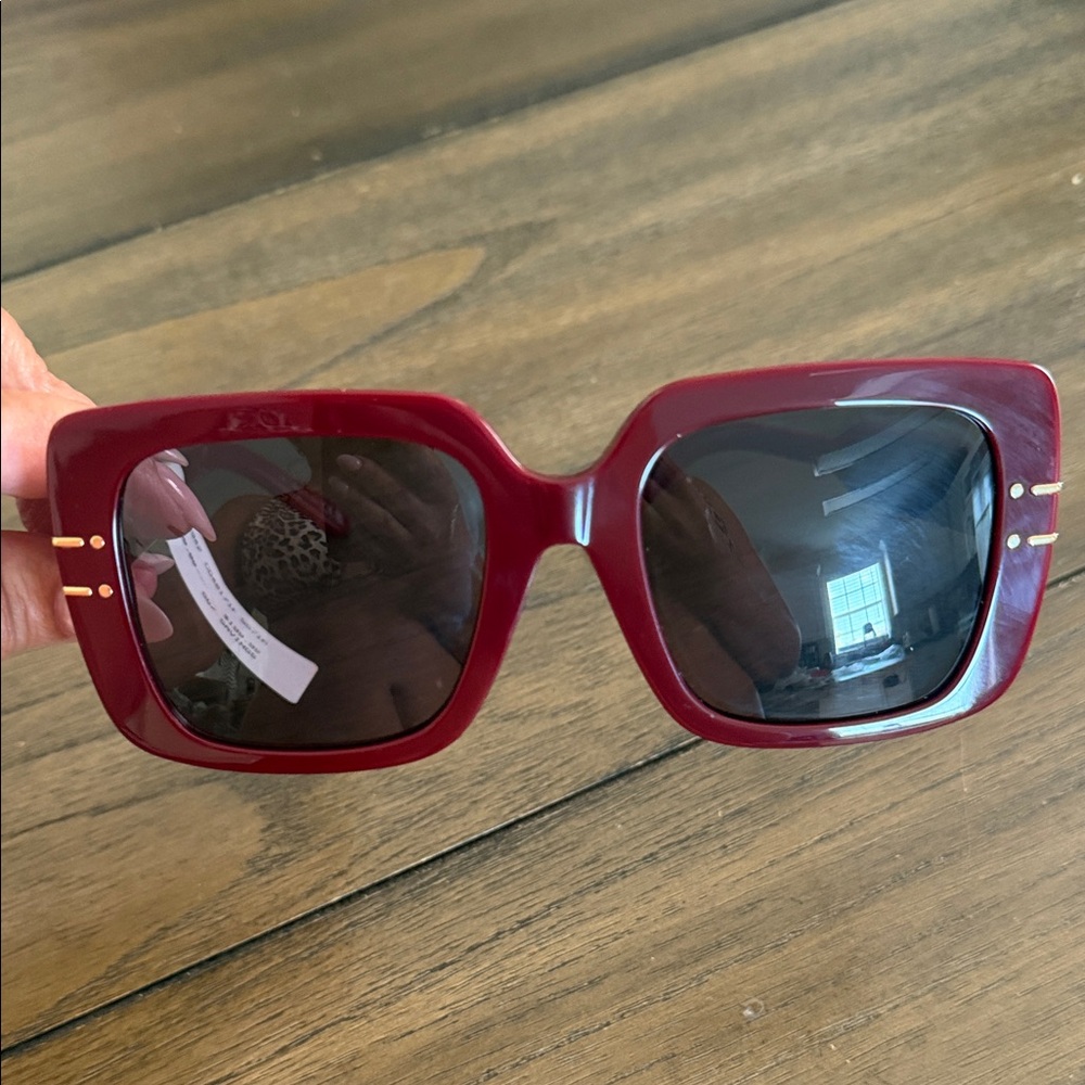 Christian Dior Oversized Sunglasses - Picture 3 of 9